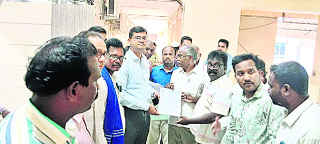 గురుకులాల సమస్యలపై వినతి 1