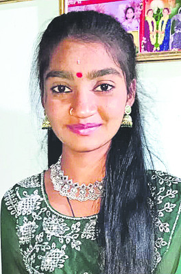 పుస్తెలతాడు అపహరణ
2