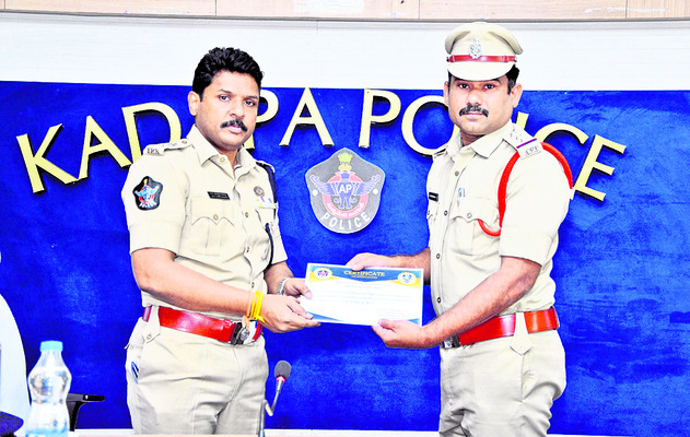 సామాన్యులకు తక్షణ న్యాయం 3