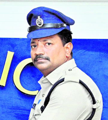 సామాన్యులకు తక్షణ న్యాయం 14