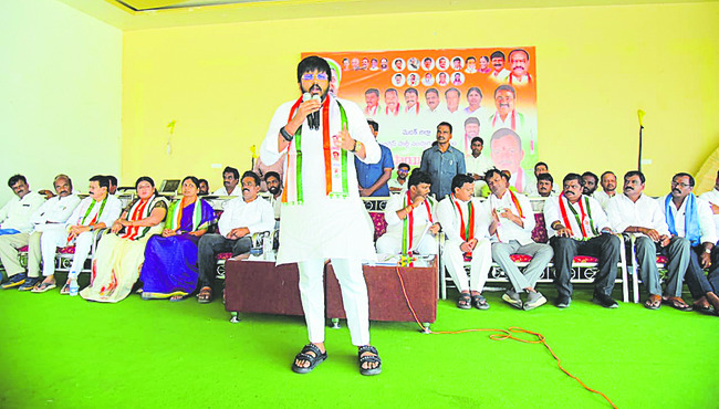 కార్యకర్తలను కాపాడుకుంటా 1