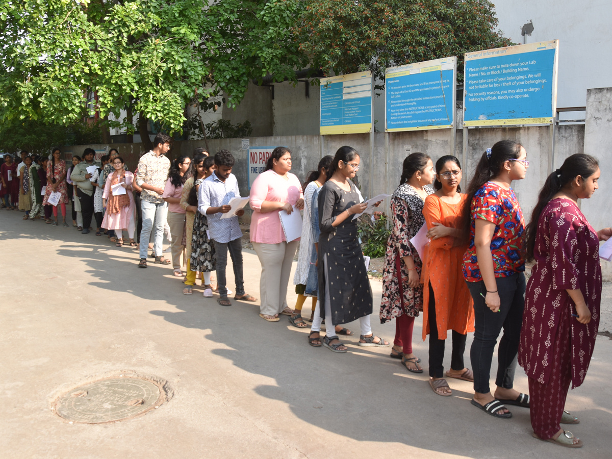 Students who attended Telangana  EPCET photos3
