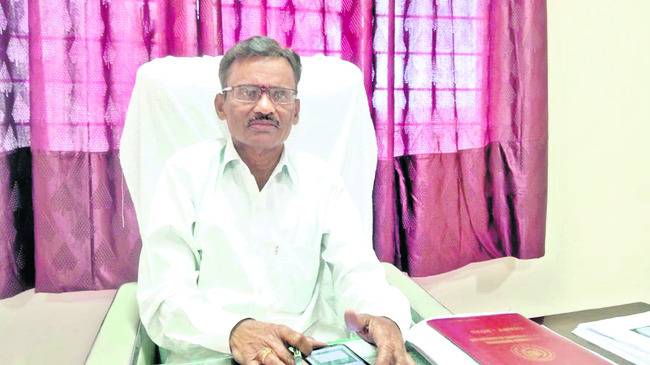 ట్రాఫిక్‌ తంటాలు.. 4