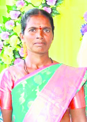 పిడుగు పడి ఇద్దరు కూలీలు.. 
2