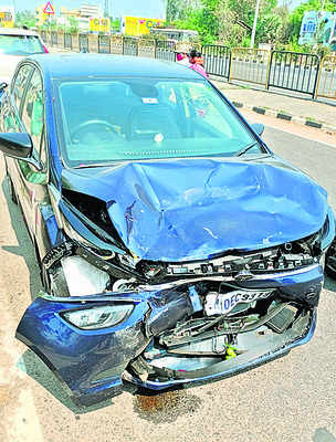 పెను ప్రమాదం తప్పింది! 1