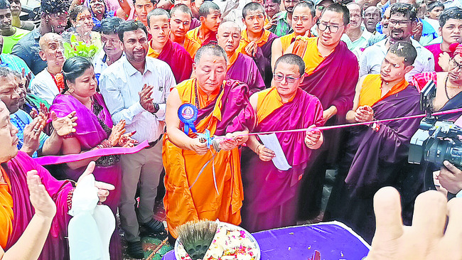 వనదుర్గా మందిరంలో బుద్ధుని విగ్రహ ప్రతిష్ట1