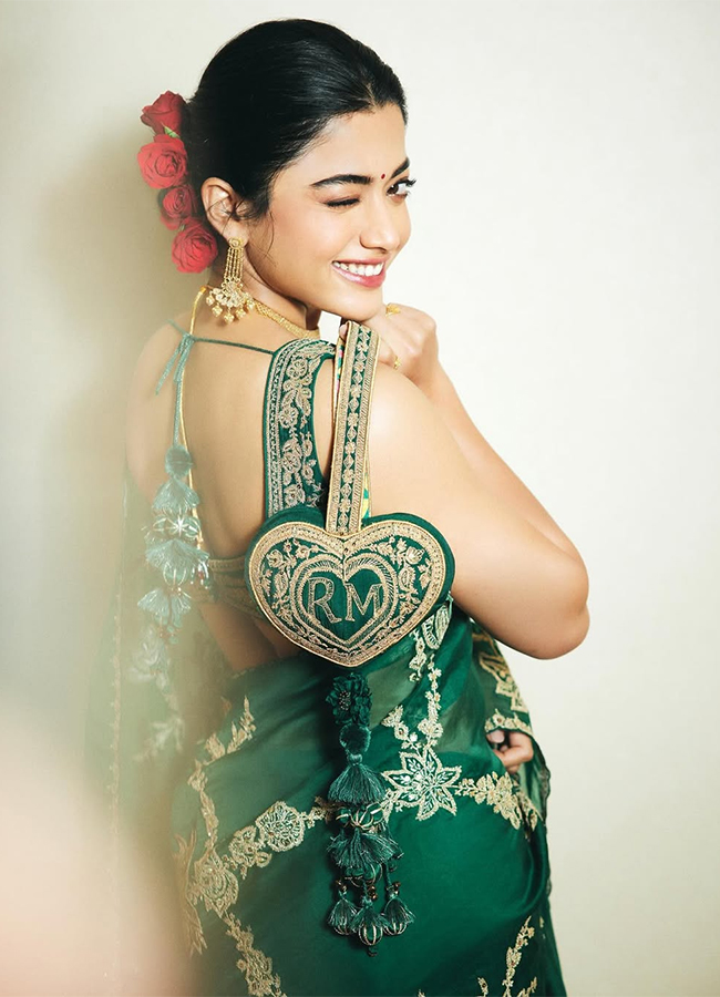 Actress Rashmika Mandanna birthday special photos14