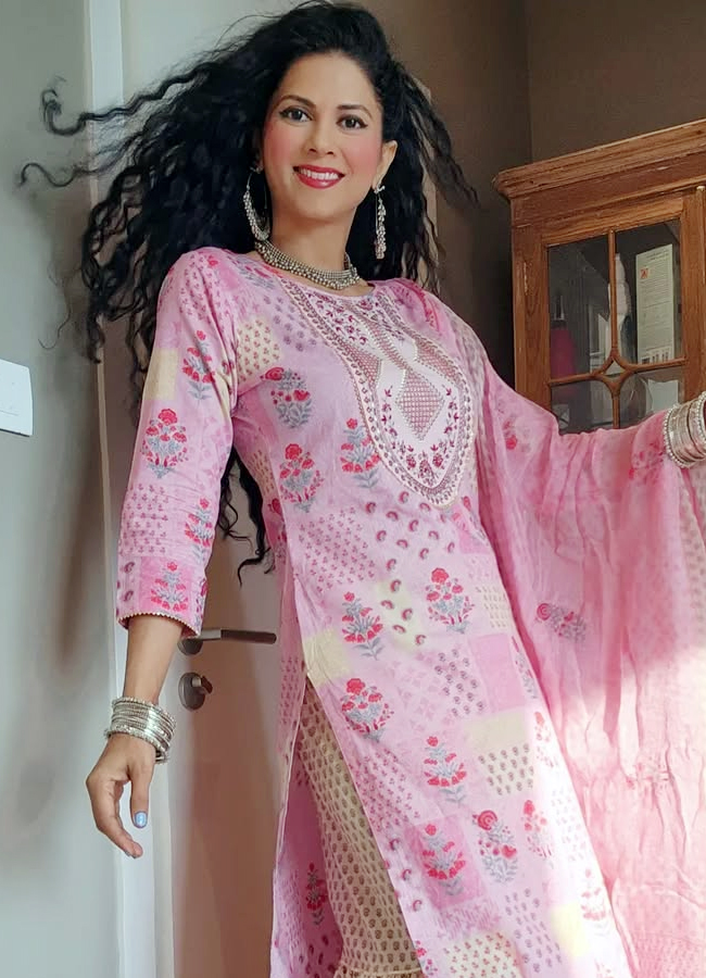 Chanti movie heroine looks now8