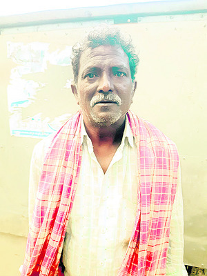 నెలల తరబడి బిల్లులు పడలేదు... 
1