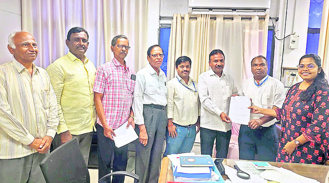 ఫలించిన పదేళ్ల పోరాటం 1