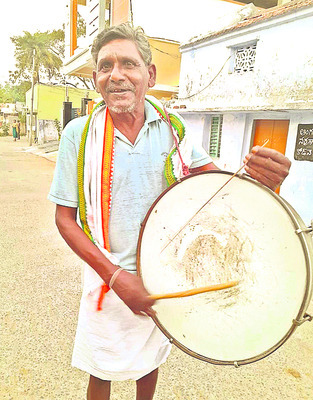 పాలపొరకతో ఊరేగింపు 3