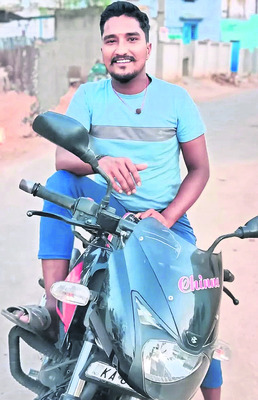 పాముకాటుతో రైతు మృతి 1