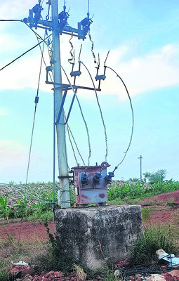 అక్రమాలు కోకొల్లలు..1