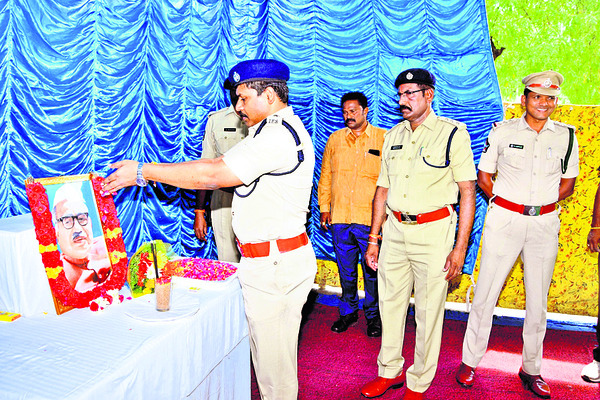 సామాజిక విప్లవ యోధుడు జగ్జీవన్‌ 1