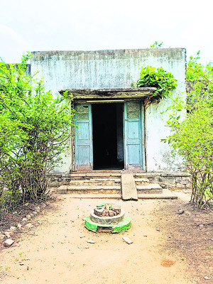 ‘పట్టు’ కోల్పోయింది..!3