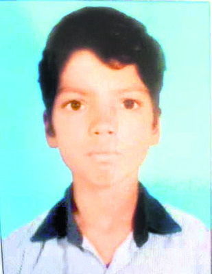 అరటితోటలో 300 మొక్కలు దగ్ధం3