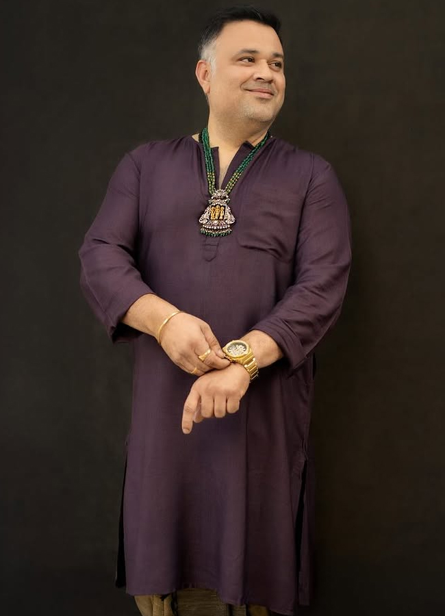 Anasuya bharadwaj festival looks 6