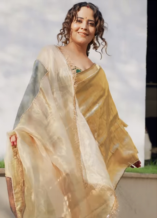 Anasuya bharadwaj festival looks 8