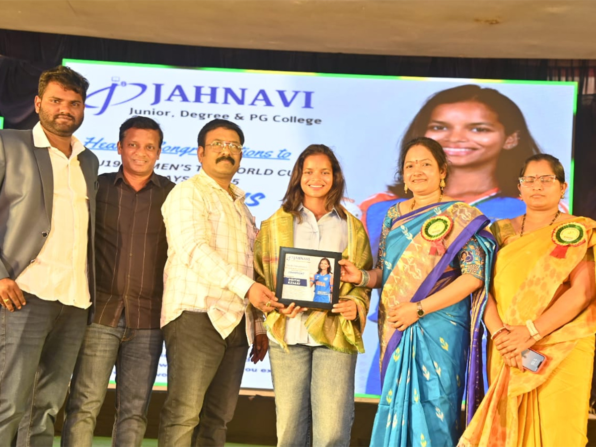 Jahnavi College anniversary Photos11