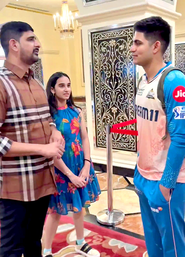 MLA Kaushik Reddy Meet Mohammed Siraj and Shubman Gill3