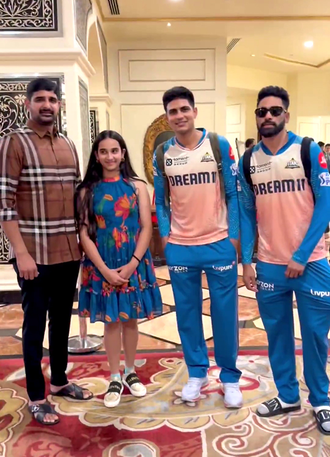 MLA Kaushik Reddy Meet Mohammed Siraj and Shubman Gill4