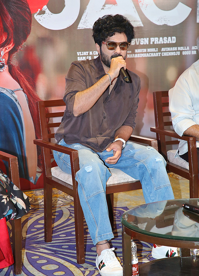 Siddhu Jonnalagadda Jack Movie Promotion in Vijayawada14