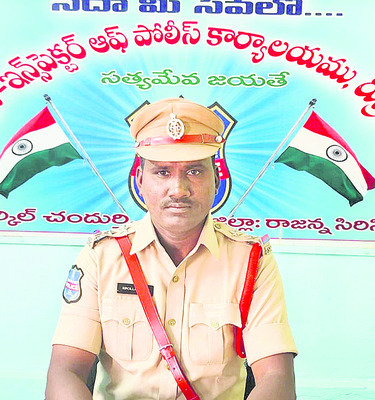 రోడ్లు ధ్వంసం..వాగులు చెర3