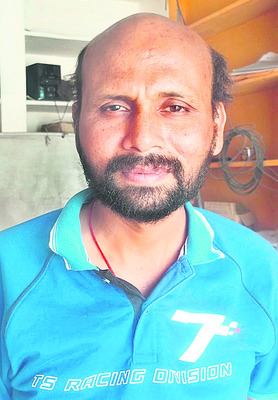 కంప్యూటర్‌ సెంటర్‌ కోసం.. 
3