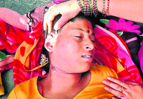 పండుగకు నోచని ఉపాధ్యాయులు 2