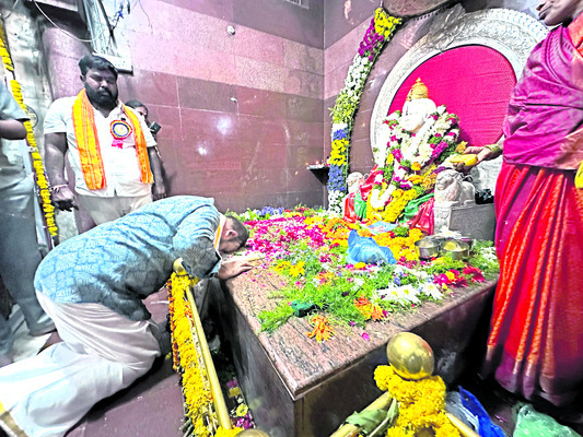 రాముడి ఆశీస్సులతోనే ఎమ్మెల్యేగా ఎదిగా1