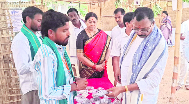 విత్తనాల పండుగలో జడ్చర్ల విద్యార్థులు 2