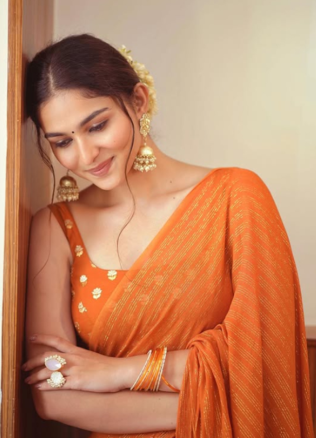 Kayadu Lohar Flawless Beauty Photos7