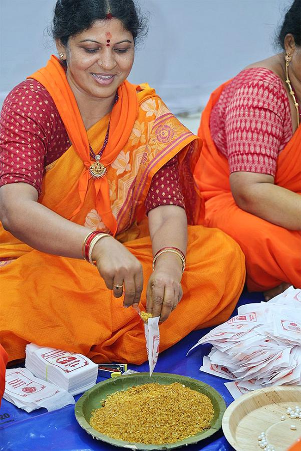 Kodandarama Swamy Brahmotsavam in Vontimitta Photos12
