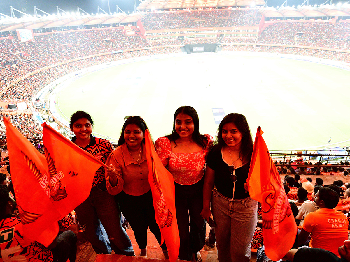 Sunrisers vs Gujarat Titans match photos in Hyderabad19