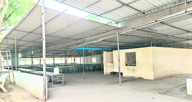 మైనార్టీ గురుకులాల్లో వసతులు కరువు2