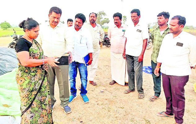 రిటైర్‌మెంట్‌ ఫలితం  అందక మనోవేదన
1