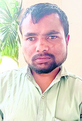 అర్జీలు అందించి.. ఆవేదన చెప్పుకుని1