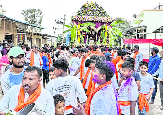 కనువిందుగా రథోత్సవం2
