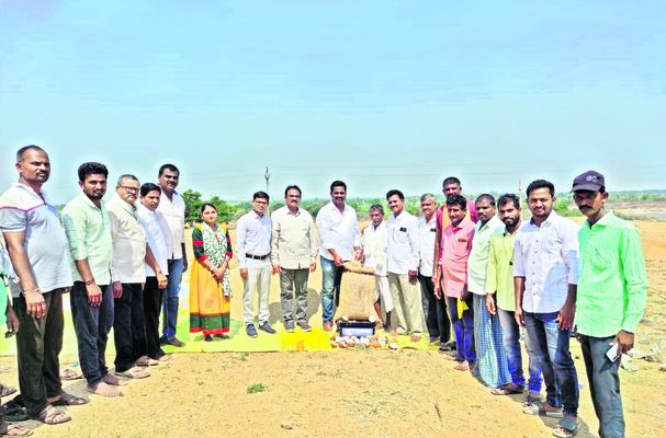 అల్మాజీపూర్‌లో  బోనాల పండుగ 
3