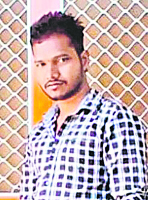 రైలు ఢీకొని గుర్తు తెలియని వ్యక్తి మృతి 1