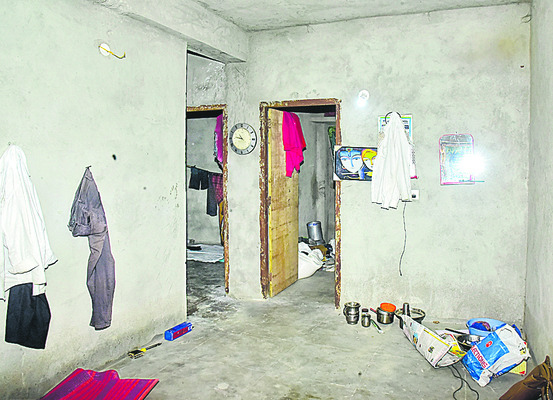 చెల్లింపులు అధికం.. సమస్యలు అనేకం2