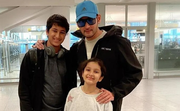 Hero Mahesh Babu Son Gautam Impressed His Acting, will he enter In Tollywood? Photos 3