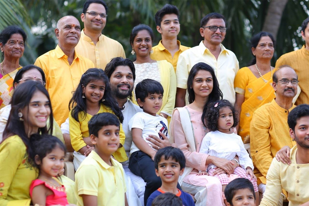 Icon Star Allu Arjun Birthday Special Photos Trending Now25