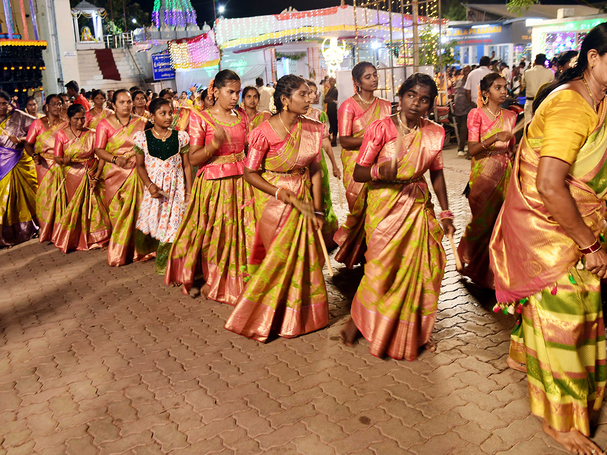 Vontimitta Sri Kodandarama Swamy Brahmotsavam 2025 Photos4