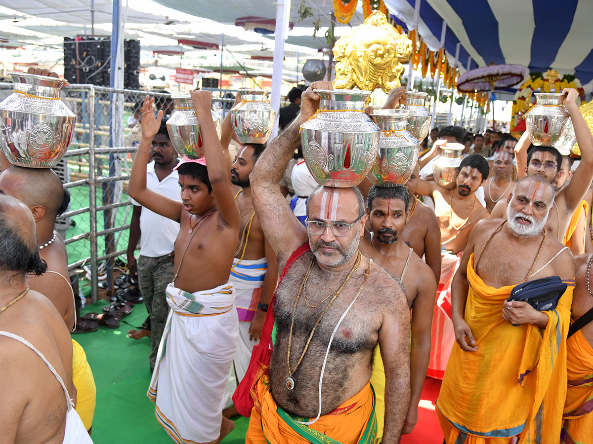 sri rama navami 2025 celebrations in bhadrachalam11