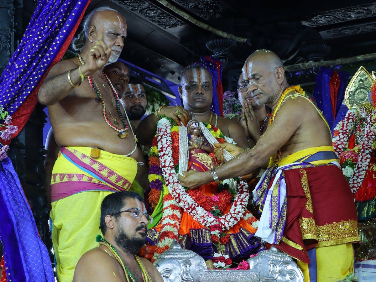 sri rama navami 2025 celebrations in bhadrachalam15
