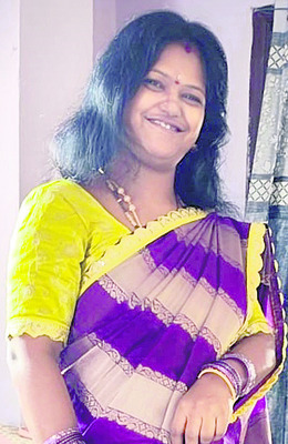 రోడ్డు ప్రమాదంలో  మహిళ మృతి1