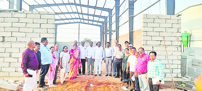 అహ్మదాబాద్‌ పర్యటనకు ఎమ్మెల్యే కసిరెడ్డి
2