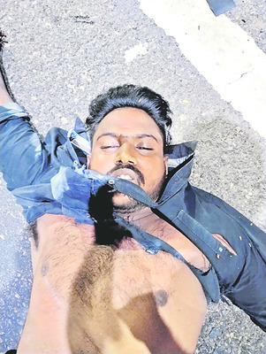 అక్రమ రవాణా చేస్తున్న 3 లారీలు పట్టివేత 3