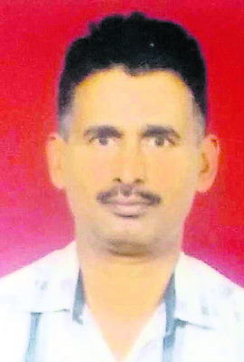చెట్టు నుంచి జారిపడి విశ్రాంత జవాన్‌ మృతి 1
